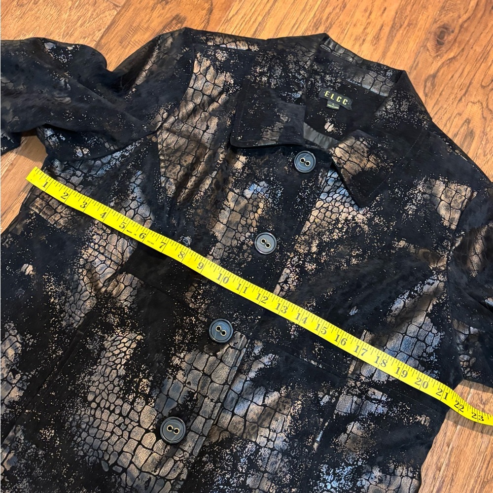 ELCC Black Snakeskin Textured Button Jacket – Size L - Picture 11 of 13